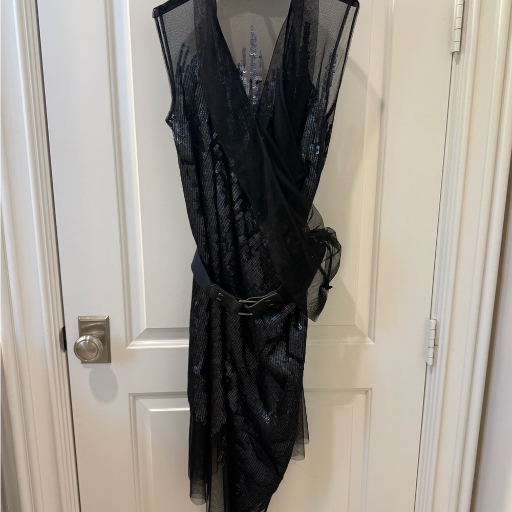 BCBGMaxAzria Black and Silver Sequin evening Dress EUC - Picture 11 of 11